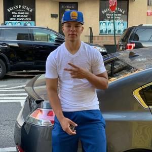 Meet your Posher, Kenluis reyes